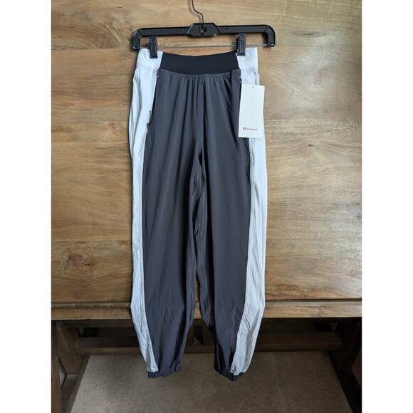 Lululemon Jogger Pants Womens 2 Gray White Adapted State High Rise Glow Pull-On - Picture 1 of 4
